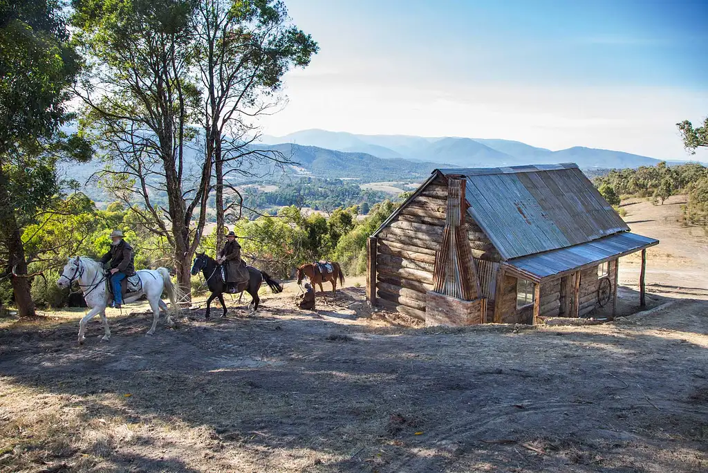 Yarra Valley Wine Tasting & Horse Trail Ride