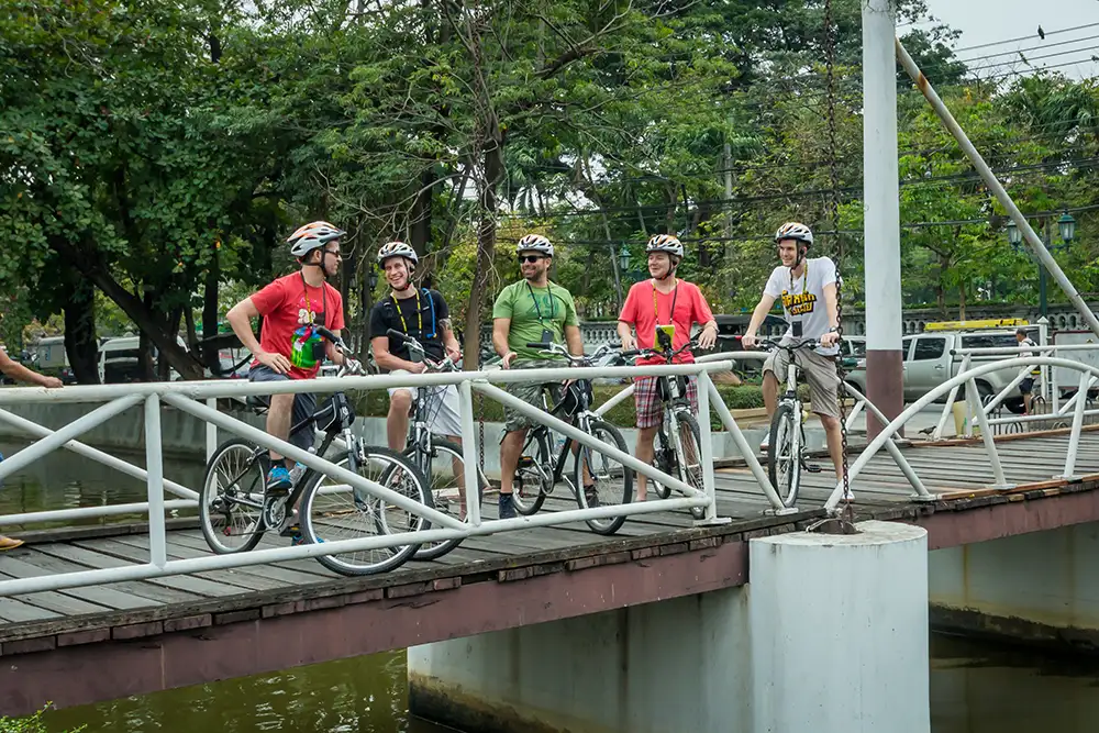 Go Pink - Bangkok Bike Chinatown Tour