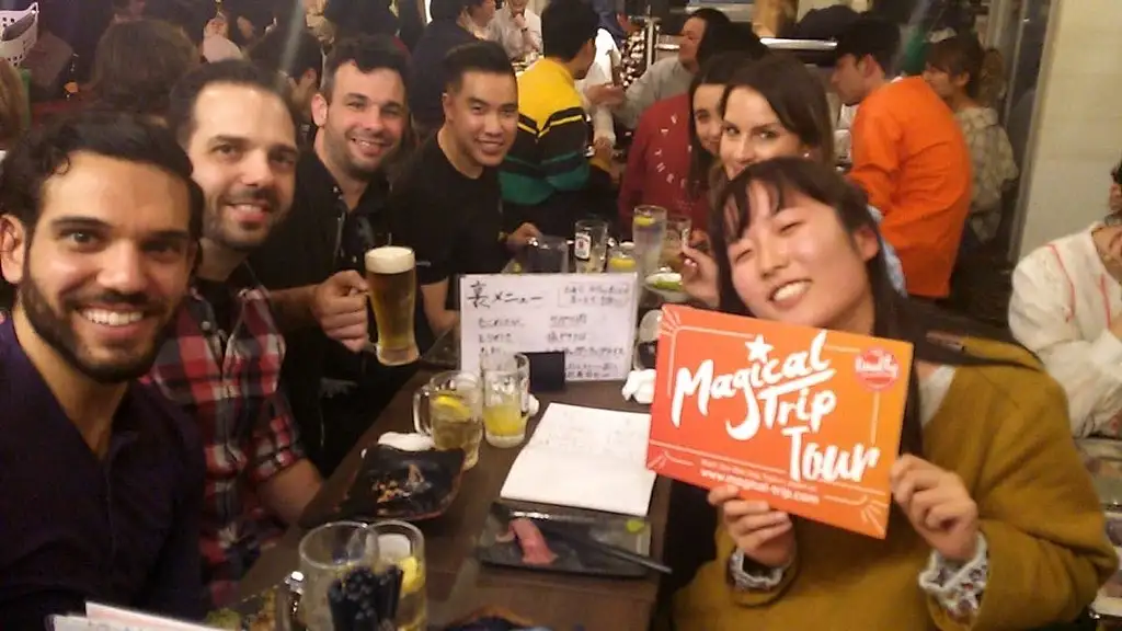 Bar-hopping night tour of Shibuya - 3h Guided Tour