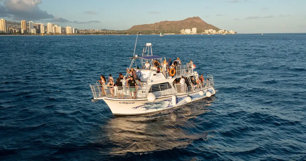 Waikiki Sunset Cruise with live DJ