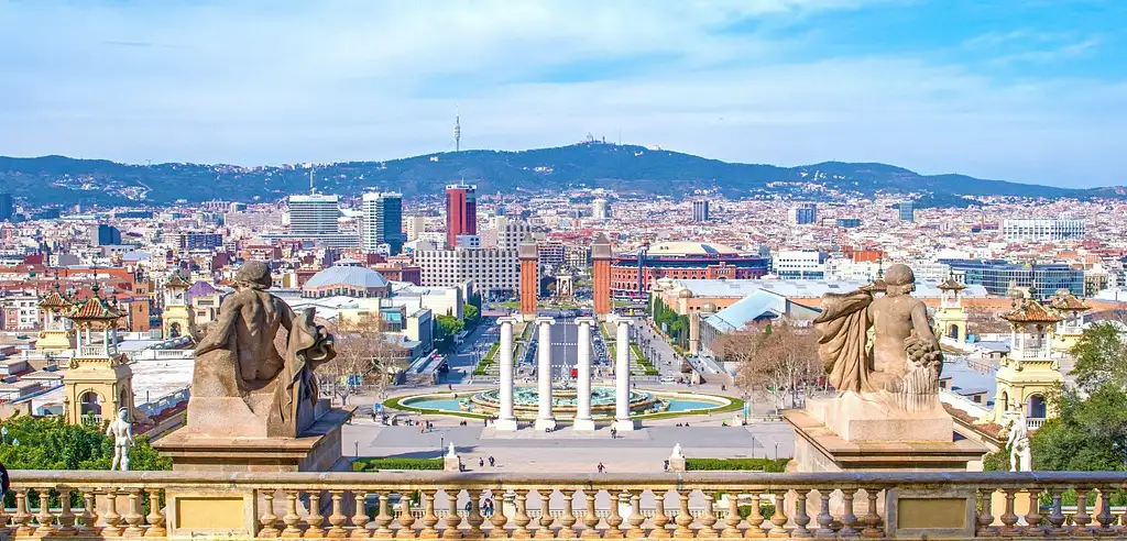 Barcelona And Park Güell Private Tour