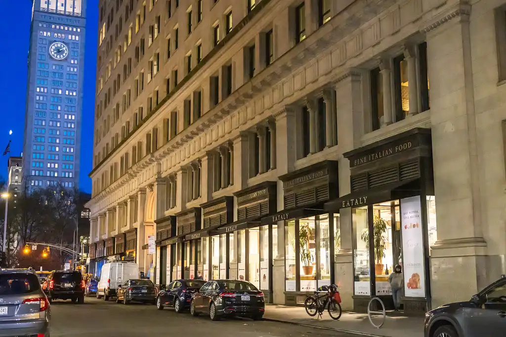 Flatiron Architectural Marvels Tour - Private Tour