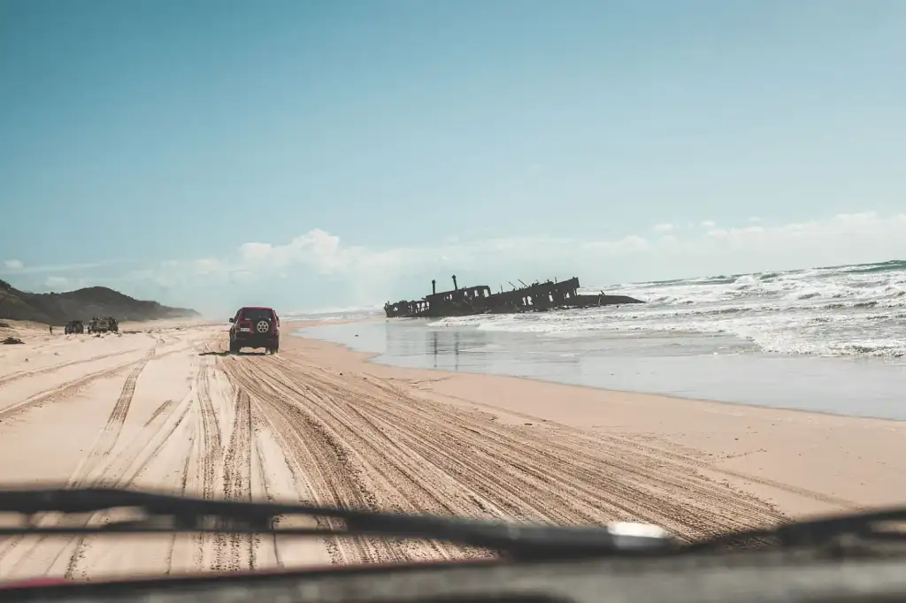 K'gari (Fraser) Island 2 Day Tag Along 4WD Tour