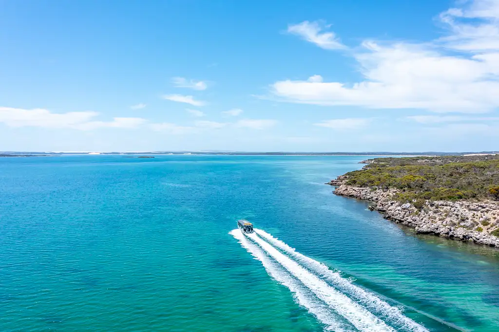 Coffin Bay Short & Sweet Oyster Farm Tour