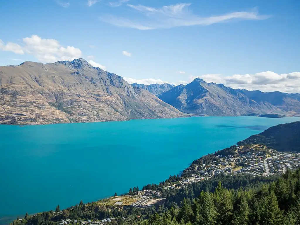 15 Day Highlights of New Zealand: Auckland to Christchurch | G Adventures