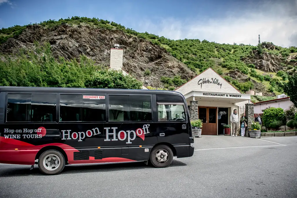 Hop on Hop off Wine & Beer Tours - Queenstown