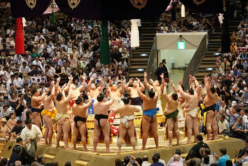 Tokyo Grand Sumo Tournament Guided Tour With Premium Tickets