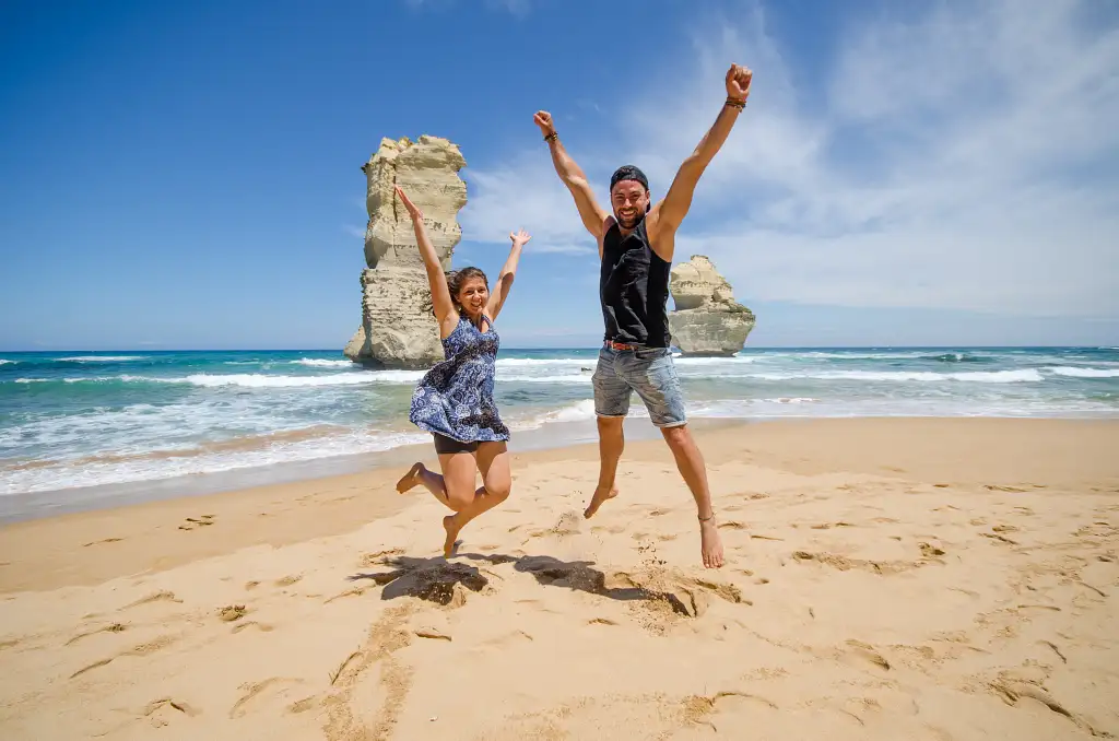 Great Ocean Road Tour | 12 Apostles Day Trip