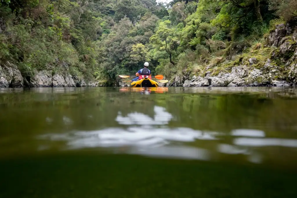 Te awa Kairangi/Hutt River Grade 2 Scenic Rafting Tour