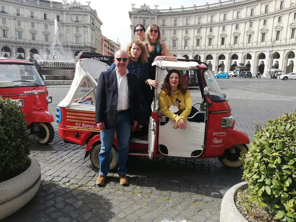 Seven Hills of Rome Tour By Ape Calessino | Private Tour