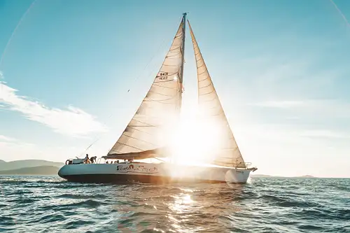 2 Days & 2 Nights Whitsundays Sailing Adventure on Broomstick
