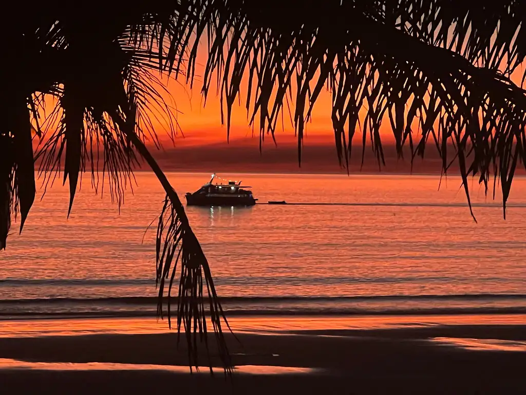 Broome Staircase to the Moon & Sunset Dinner Cruise