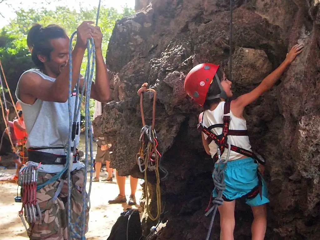 Rock Climbing in Krabi: Half Day Tour