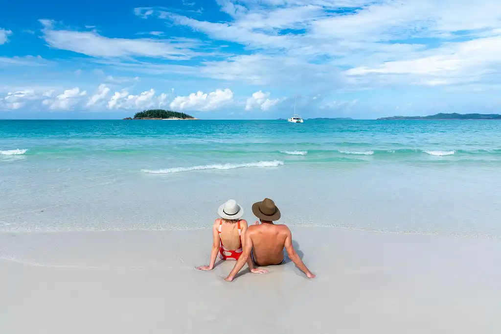 Whitehaven + Snorkelling on Lady Enid | from Airlie Beach