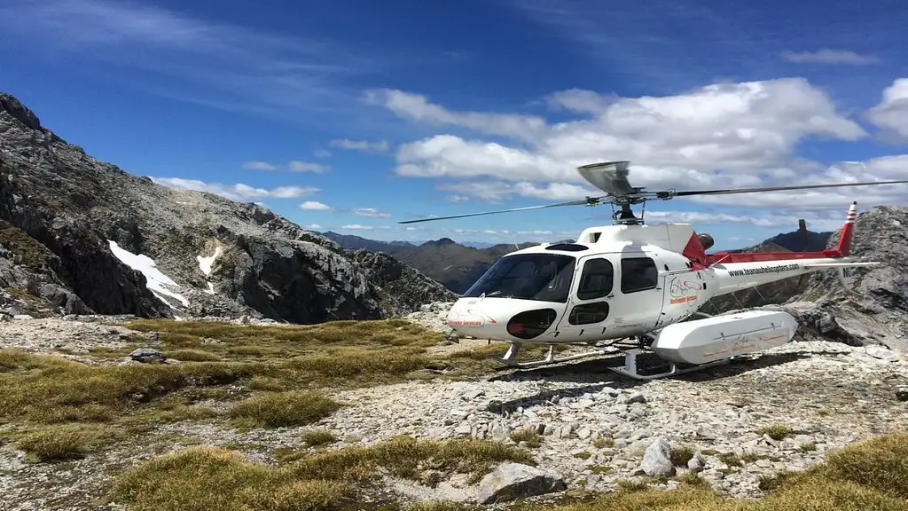 Premium Milford Sound & Te Anau Highlights 2 day Combo Small Group Tour from Queenstown