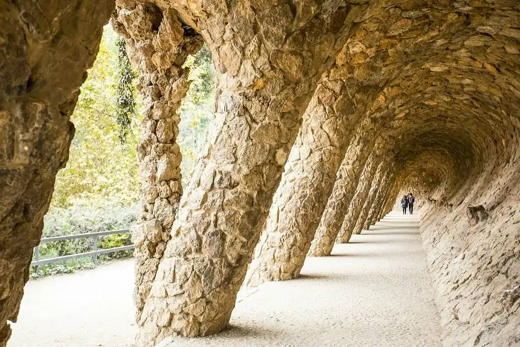 Park Güell Skip-The-Line Ticket And Guided Tour