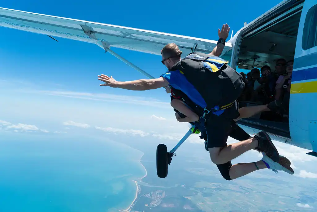 Skydive Mission Beach | Up To 15,000ft Tandem Skydiving