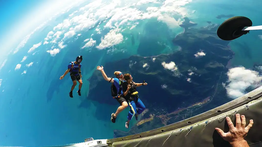 Airlie Beach Skydiving | Up To 15,000ft Tandem Skydiving | Whitsundays