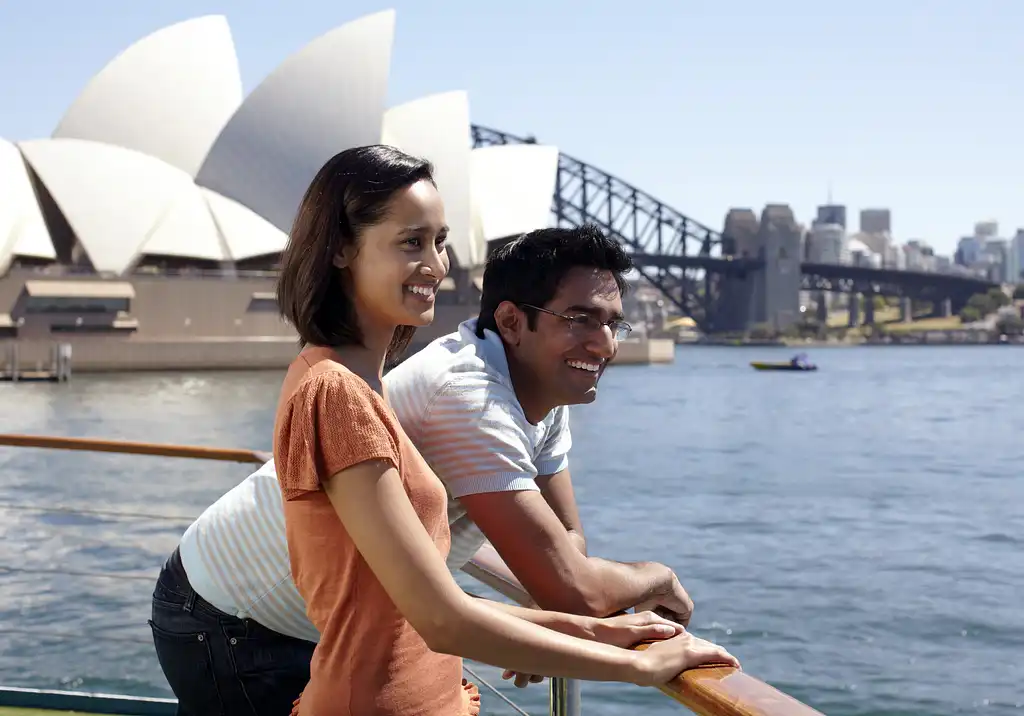 Sydney Harbour Ferry with Taronga Zoo Entry Ticket