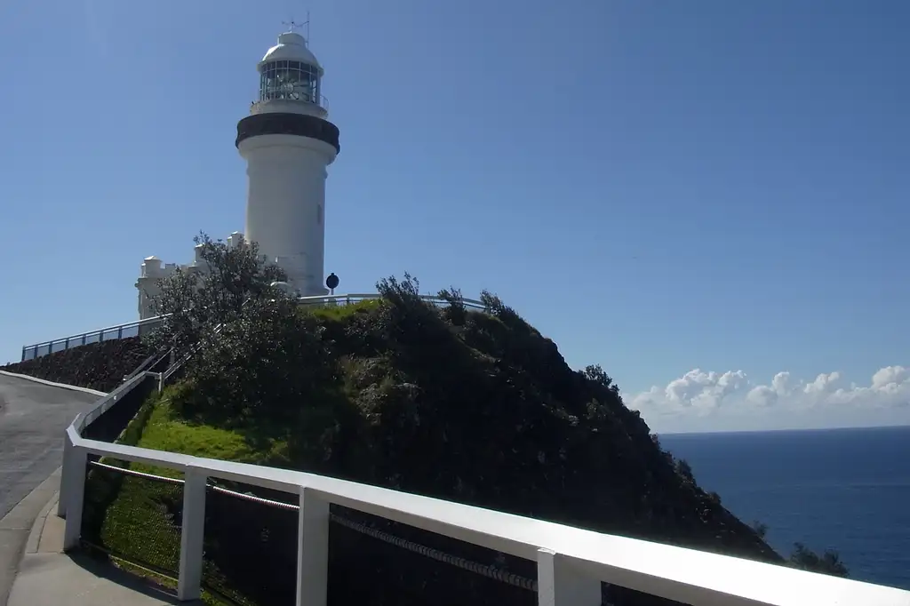 Byron & Beyond Tour Including Cape Byron Lighthouse, Crystal Castle & Bangalow