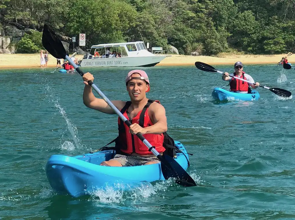 Guided Kayak Tour - Manly Cove