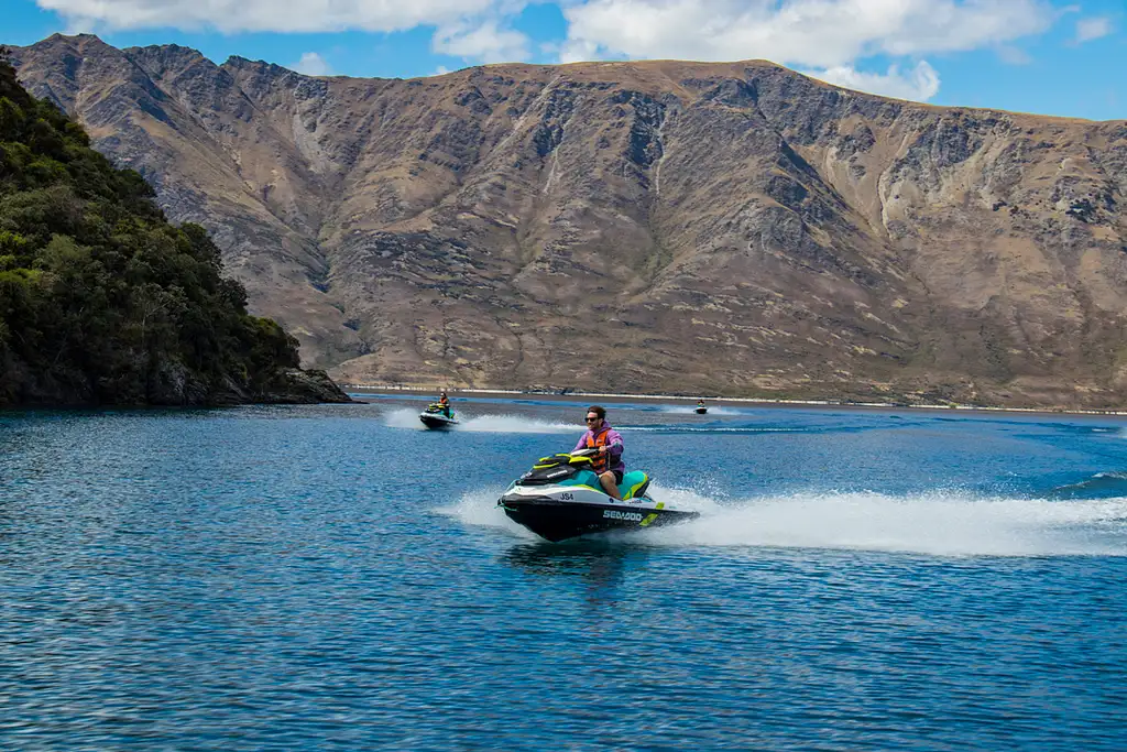 1 Hour Jet Ski Tour Lake Wanaka