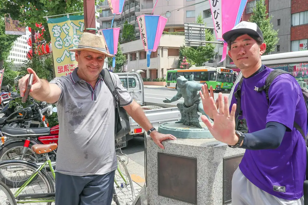 Tokyo and Edo Hidden Gem Bike Tour with Lunch