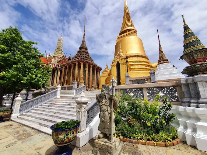 Grand Temples & River Majesty | Full Day Private Tour