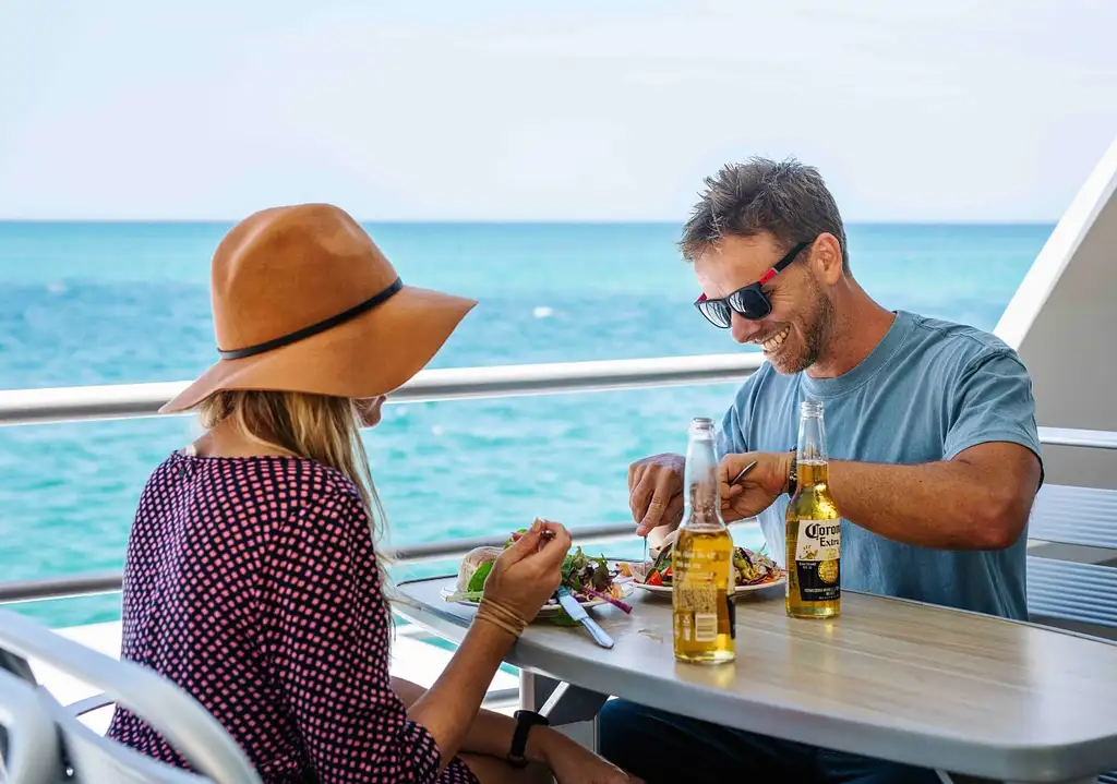 Moreton Island Dolphin & Tangalooma Wrecks Day Tour