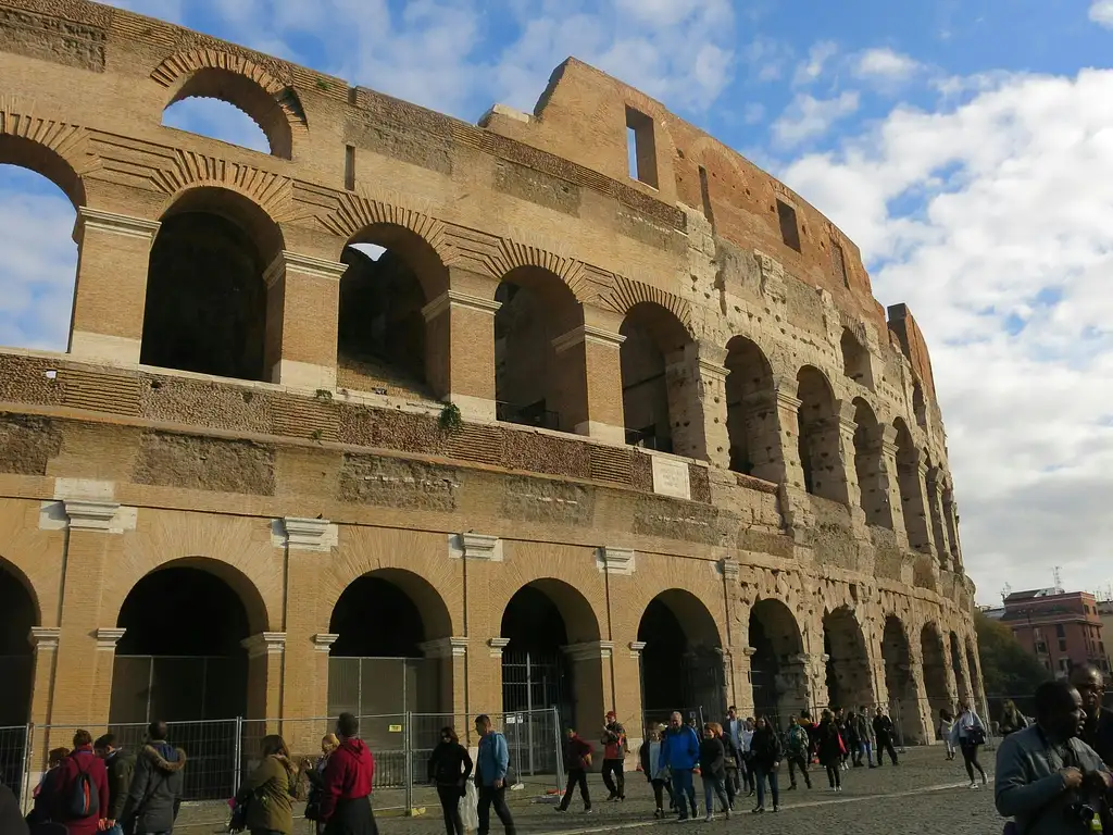 Restricted areas tour of Gladiator's Arena and Roman Forum