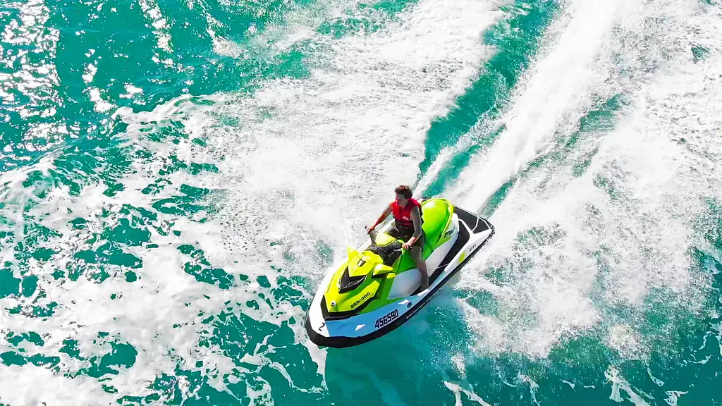 Jet Ski Tour Airlie Beach