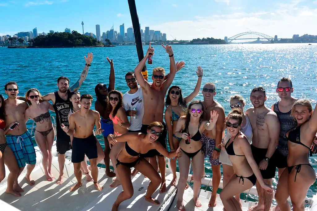 7 Day Ultimate Sydney Tour | Bondi to Blue Mountains