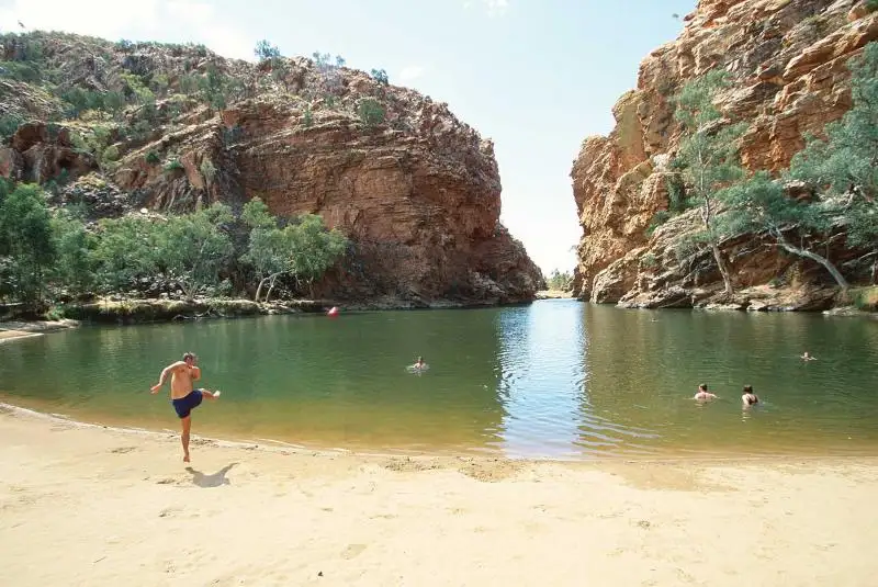 5 Day Outback Camping Adventure | Yulara to Alice Springs