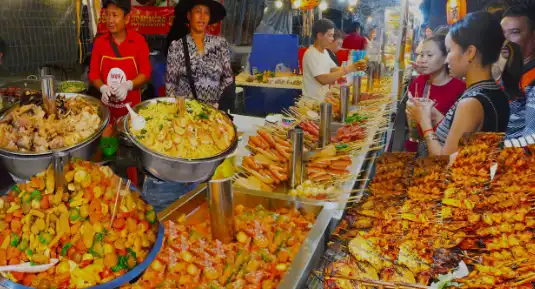 Phnom Penh Evening Street Eat | Half Day Private Tour