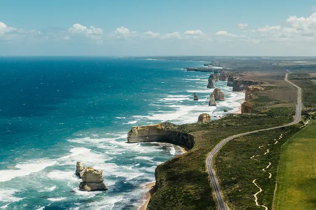 Great Ocean Road Tour | 12 Apostles Day Trip