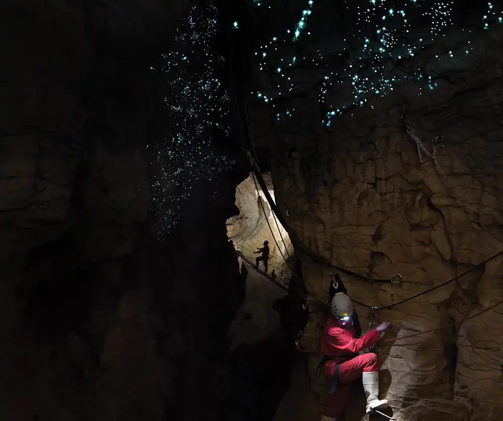 The Black Abyss - Black Water Rafting Waitomo