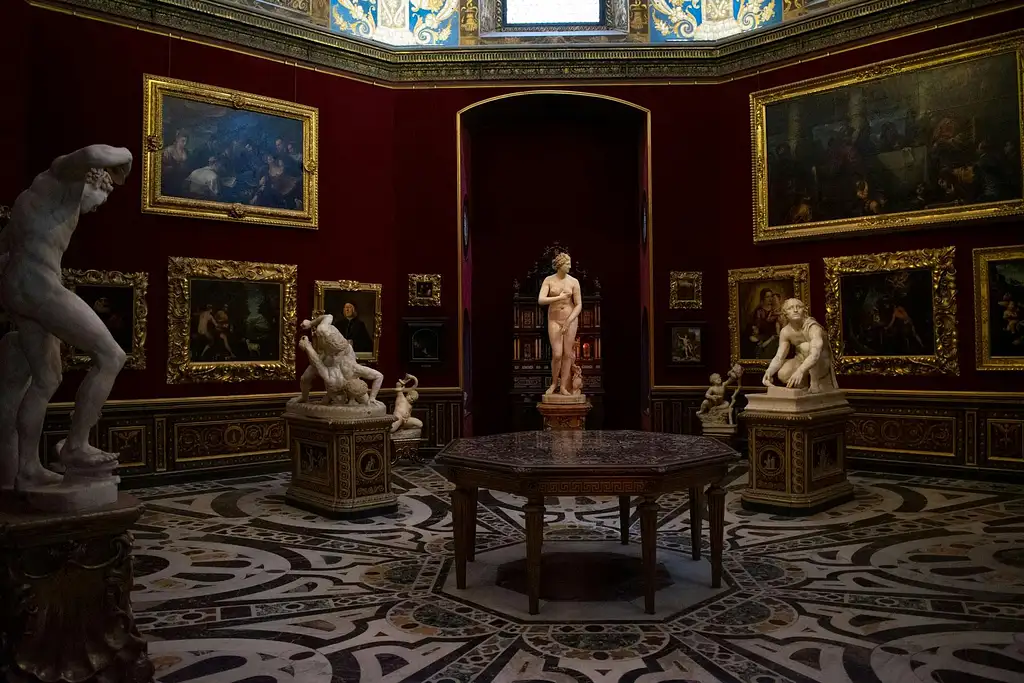 Uffizi Gallery Skip The Line Tour With Local Guide | Small Group