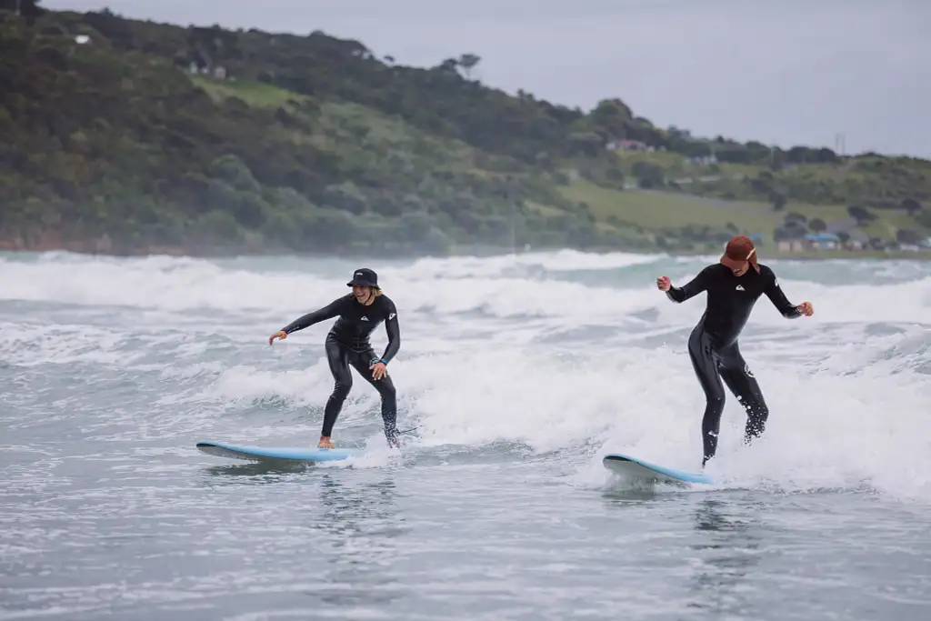 Group Surf Lesson (Raglan, Ngarunui Beach)