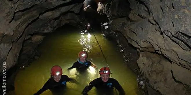 Blackwater Rafting TumuTumu Toobing at Waitomo Caves