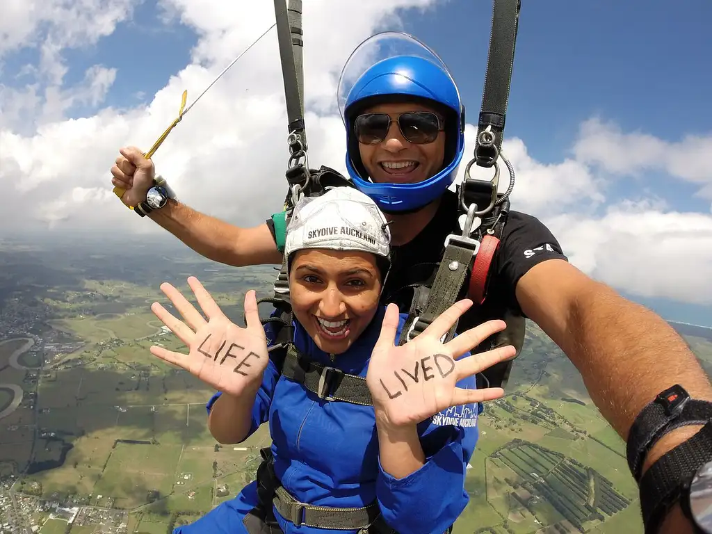 Auckland Tandem Skydive 18000ft, 16000ft, 13000ft