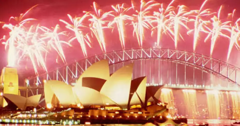 9pm New Year’s Eve Fireworks Cruise on Ocean Wave- Departing Manly Wharf