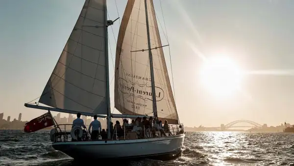 Luxury Sydney Harbour Evening Cruise with Champagne