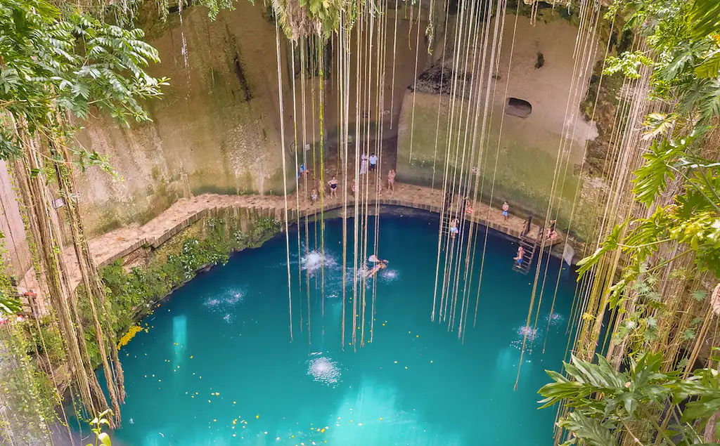 Chichen Itza, Cenote Ikkil & Coba Tour