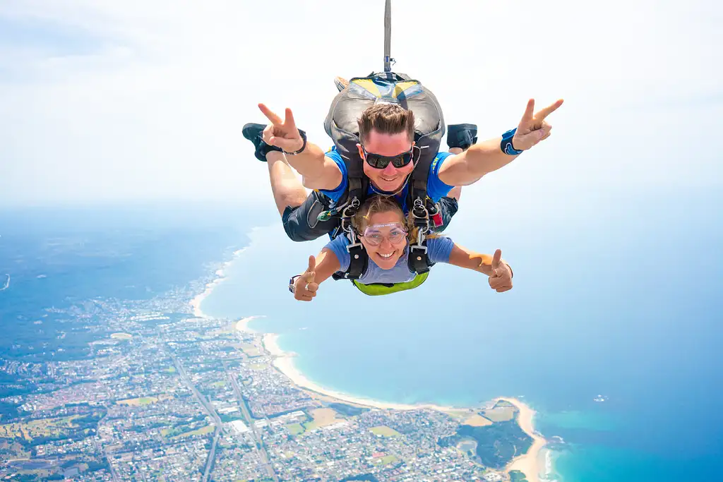 Skydive Sydney - Wollongong 15,000ft Tandem Skydive