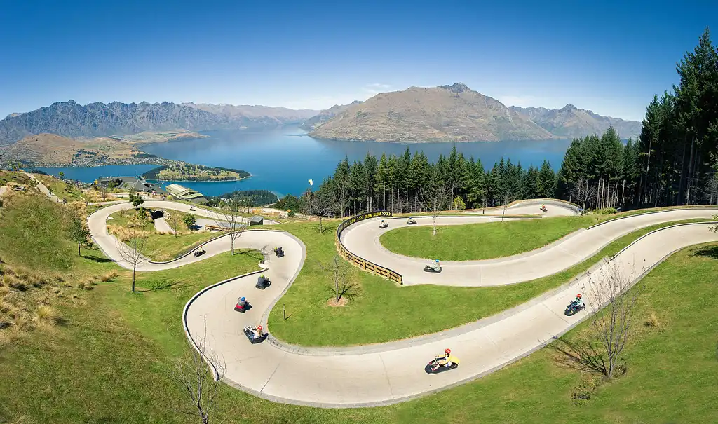 Skyline Queenstown Gondola - Gondola & 5 Luge Rides Combo