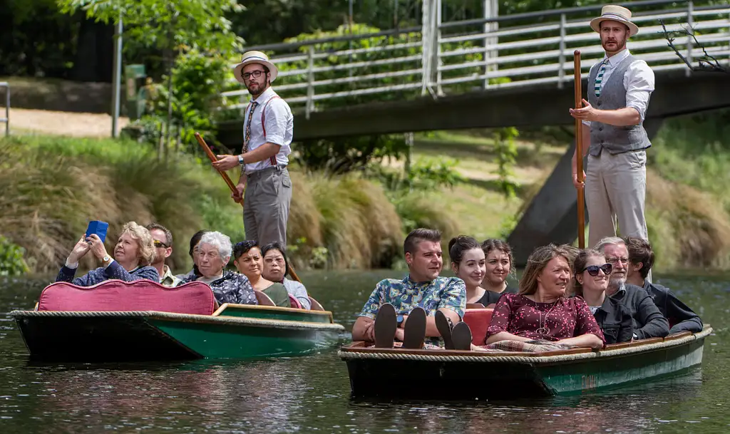 Punting on the Avon River Tour | Antigua Boat Sheds