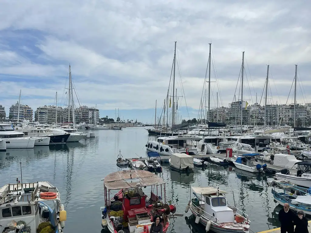 Piraeus Walking Tour And Street Food Tasting Experience