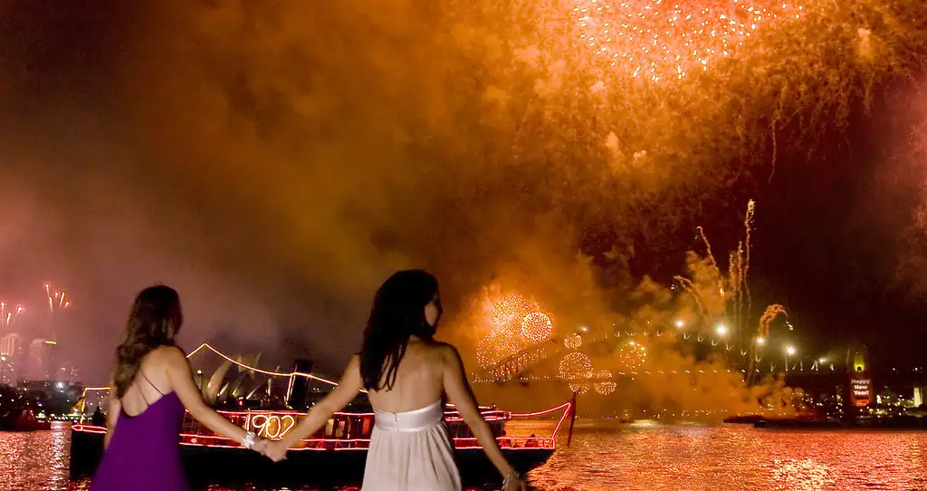 9pm New Year’s Eve Fireworks Cruise on Ocean Wave- Departing Manly Wharf