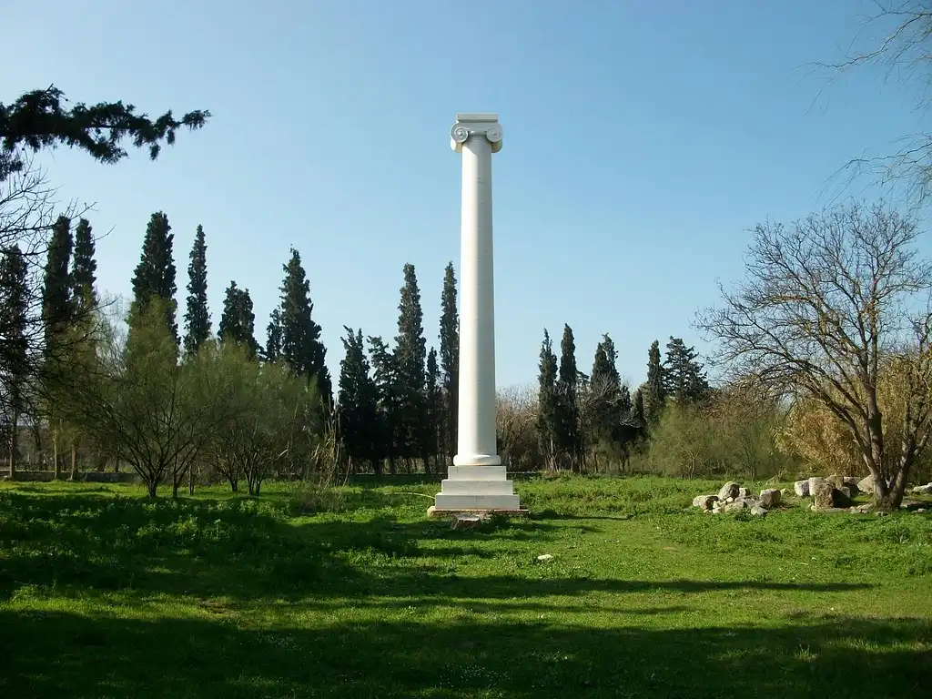 Full-day Tour of Athens Region with Marathon Lake and Temples