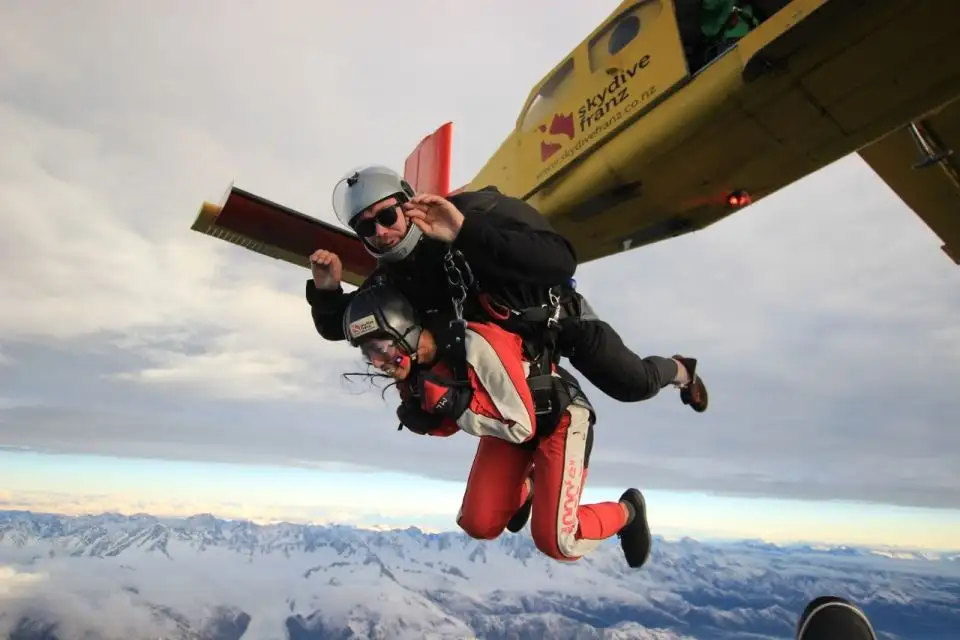 Skydive Franz Josef - 18,000 Ft